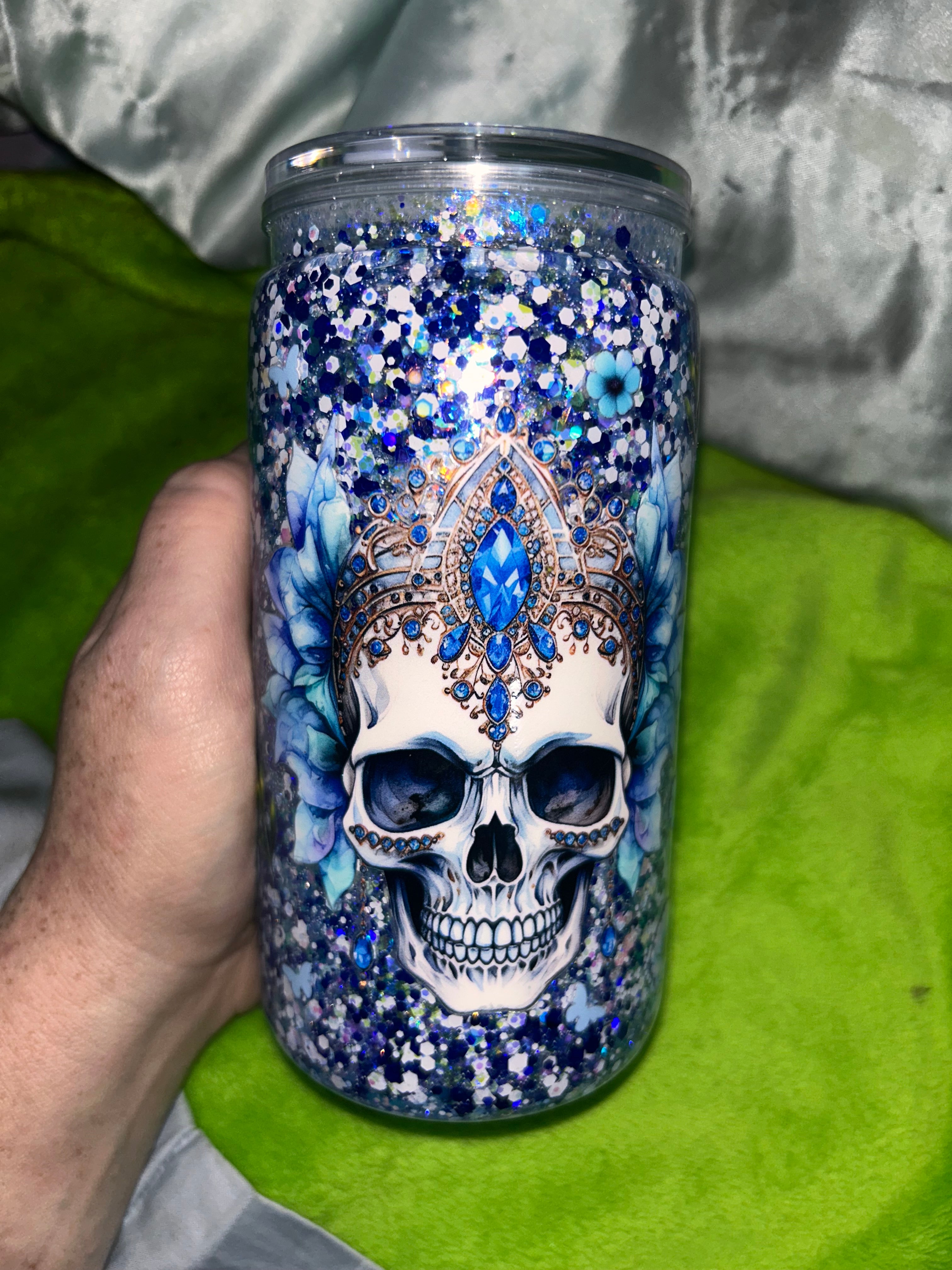 Premade snowglobe cup